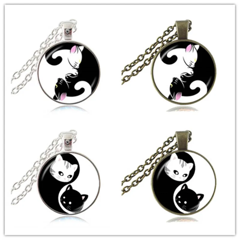 

Yin Yang Cat Necklace Kitty Pendant Black and White Eight Diagrams Pattern Magic Tai Chi Jewelry Fashion Accessory for Pet Lover