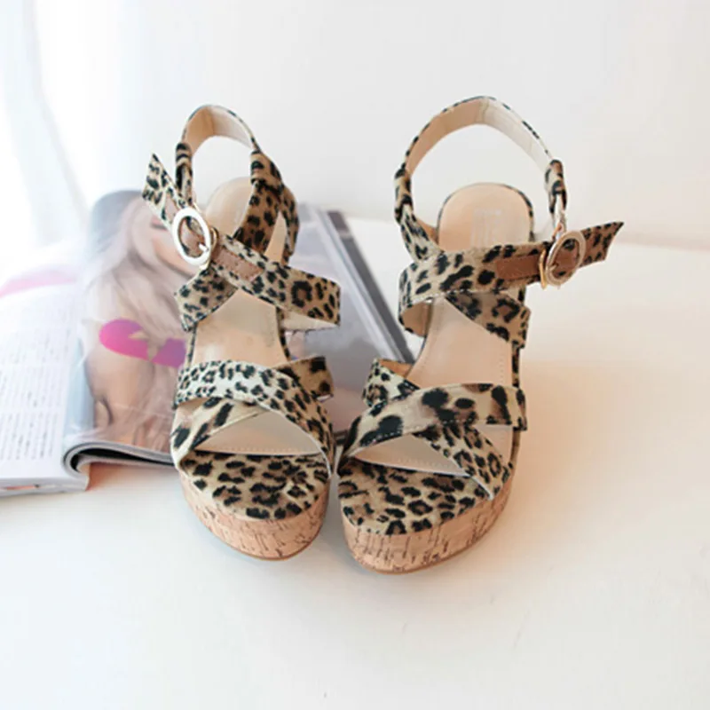

Summer Women Sandals Sweet Women's Shoes Open Toe Wedges Heels Pumps Platform Female Buckle Trifle Size: 34--43 OULYYYOGO