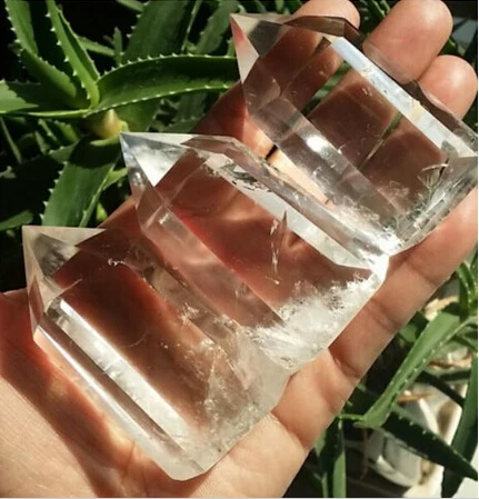 

A 324 3 NATURAL QUARTZ CRYSTAL WAND POINT HEALING (0601)