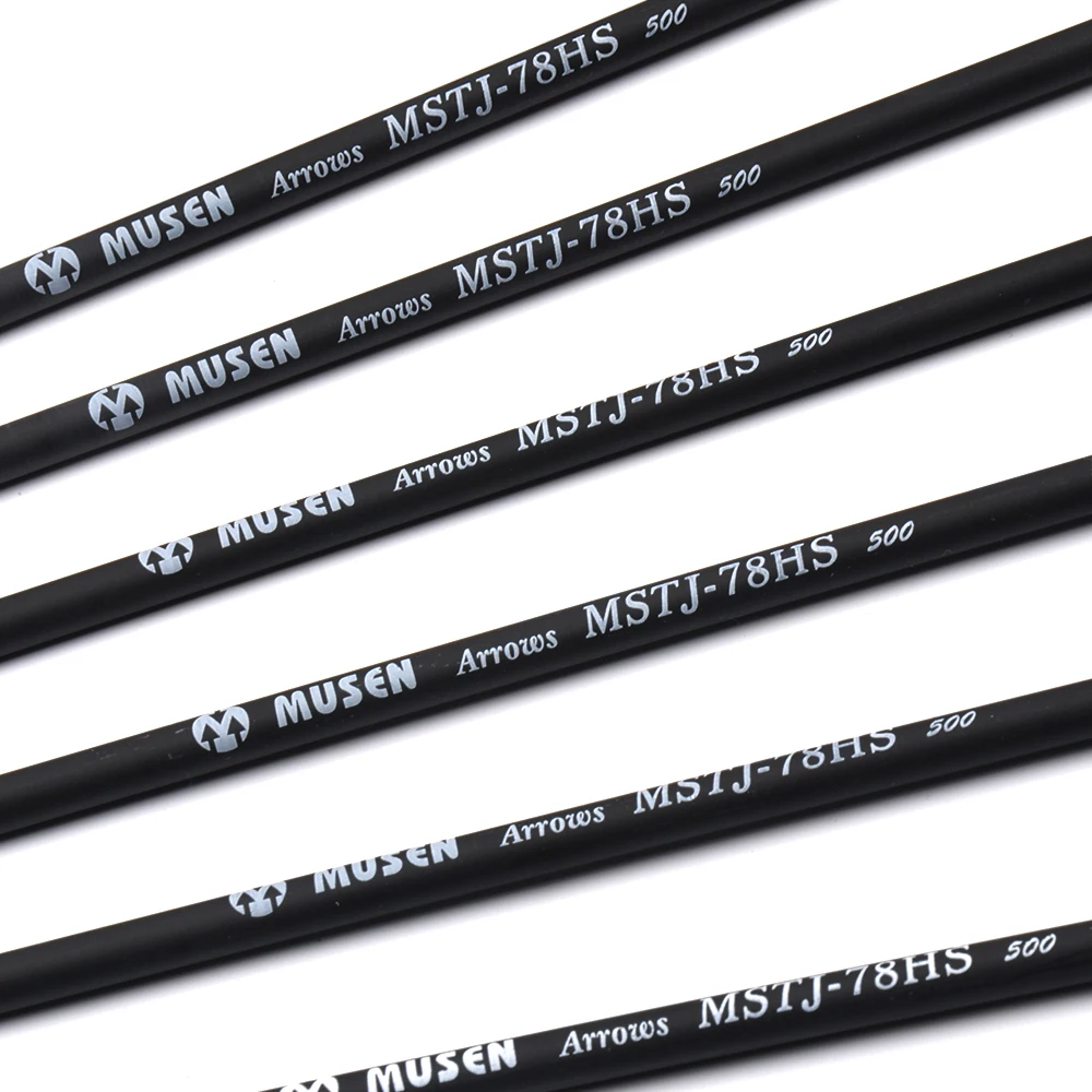 Billige UNS 6 12 24pc 28 30 32 zoll Wirbelsäule 500 Mixed Carbon Pfeil Jagd Bogenschießen schwarz Weiß Feature OD 7,8 MM für Recurve Verbindung Bögen