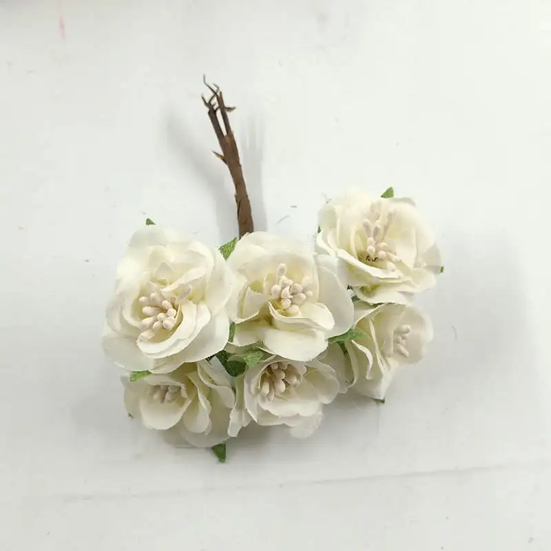 6 шт. 4 см миниатюрные искусственные цветы, украшенные ромашками для свадьбы, украшения ручной работы - Цвет: Milk white