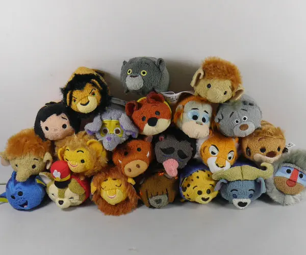 

CHOOSE ONE mini plush Tsum Tsum 3 1/2 " STUFFED TOY Minnie Lion King Jungle book Zootopia Nick Judy Marvel heros Mickey CUTE