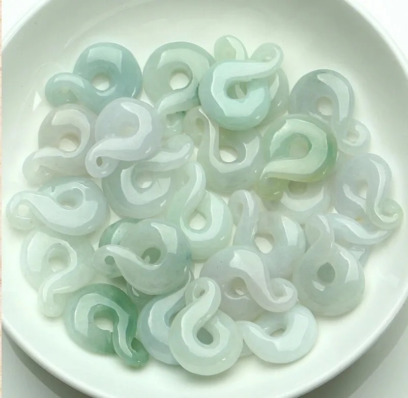 

New Rich Wholesale 10pcs Chinese 100% A Grade Natural /Jadeite Bless beads