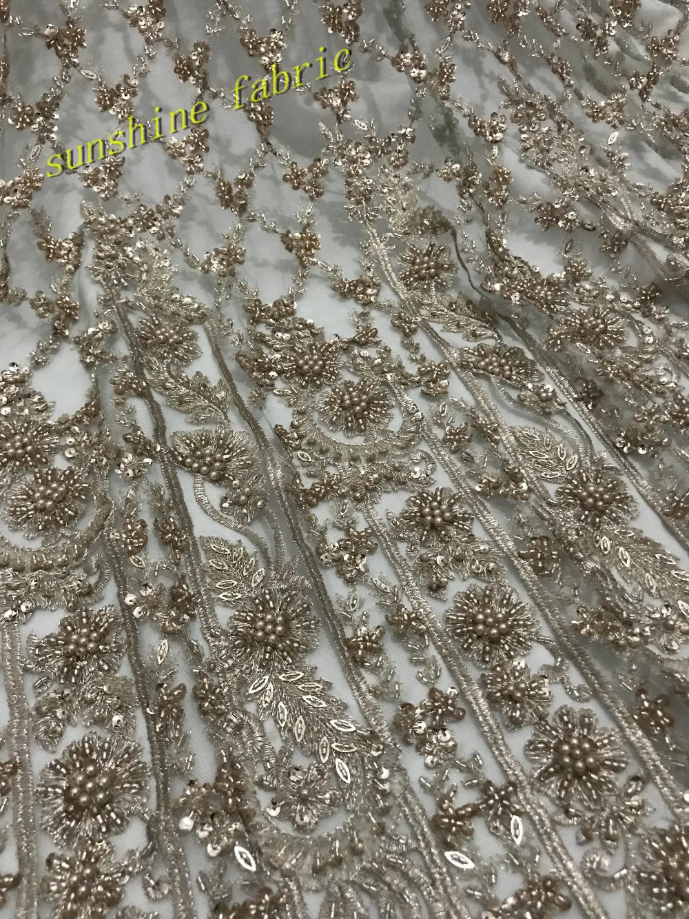 

2018 Handmade Beaded African Lace Fabric Light gold Tissus Africains Tulles Lace ZH1861025 Heavy Beaded Lace Embroidery Fabric