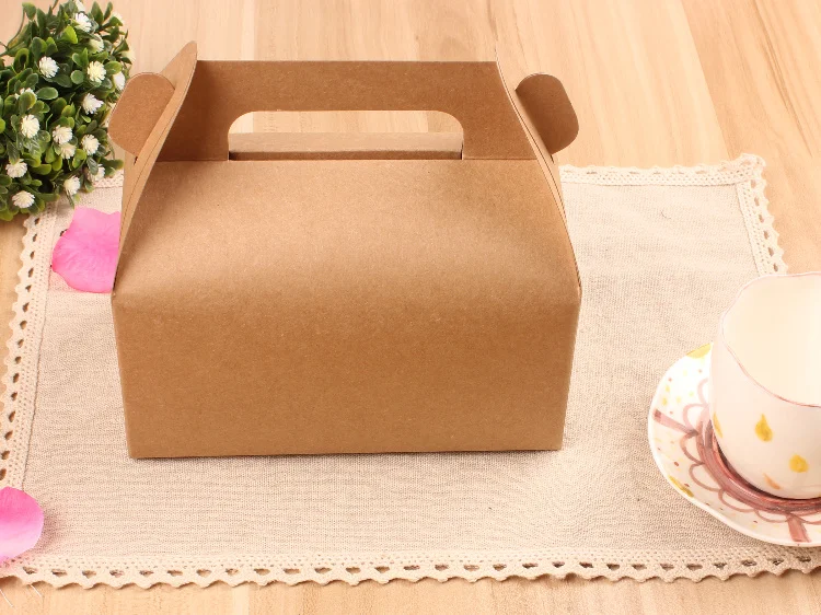 

50pcs 16.2*9*8cm Brown Packaging Kraft Paper Mousse Box with Handle For Candy\Cake\Dessert Packing boxes