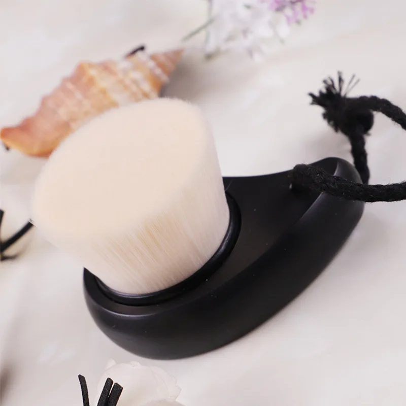 

1 pcs Professional brand Foundation Brush Cleaning dirt Remove blackheads Wash face brush Foundation cream BB Cream Beauty Tool