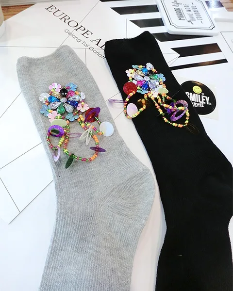 2018 New Fashion Tide Socks 3d Print Cute Socks Candy Color Nail Sequins Beads Harajuku Funny Socks Women Japan Sokken BAC555