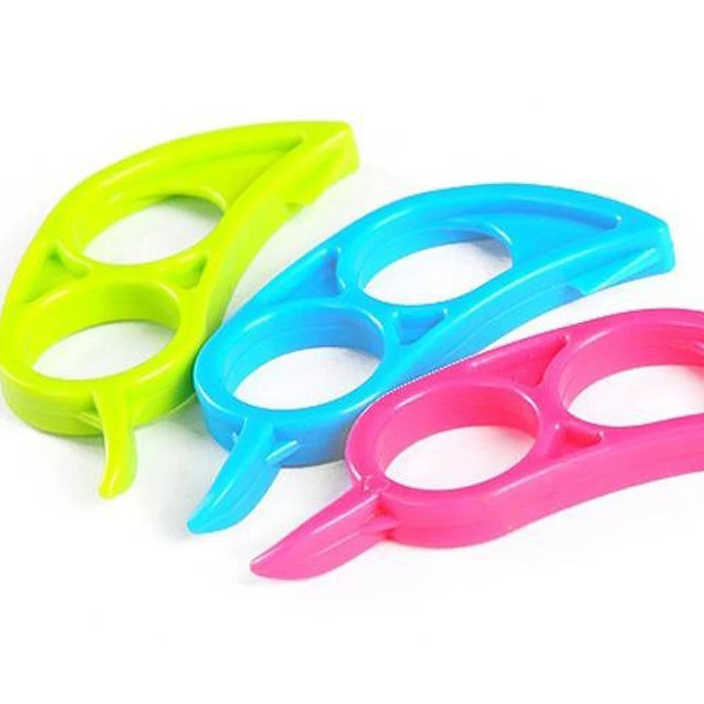 

New 1pcs/5pcs Random Color Plastic Handhold Portable Mini Fruits Orange Lemon Plastic Mouse Opener Peeler Ring Kitchen Tools
