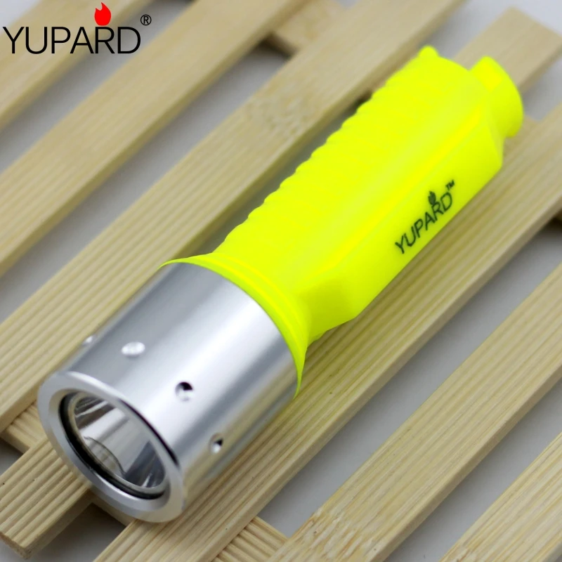 YUPARD Waterproof XM L2 T6 LED Diving Flashlight Underwater Lamp Torch 3 Mode For 18650 rechargeable