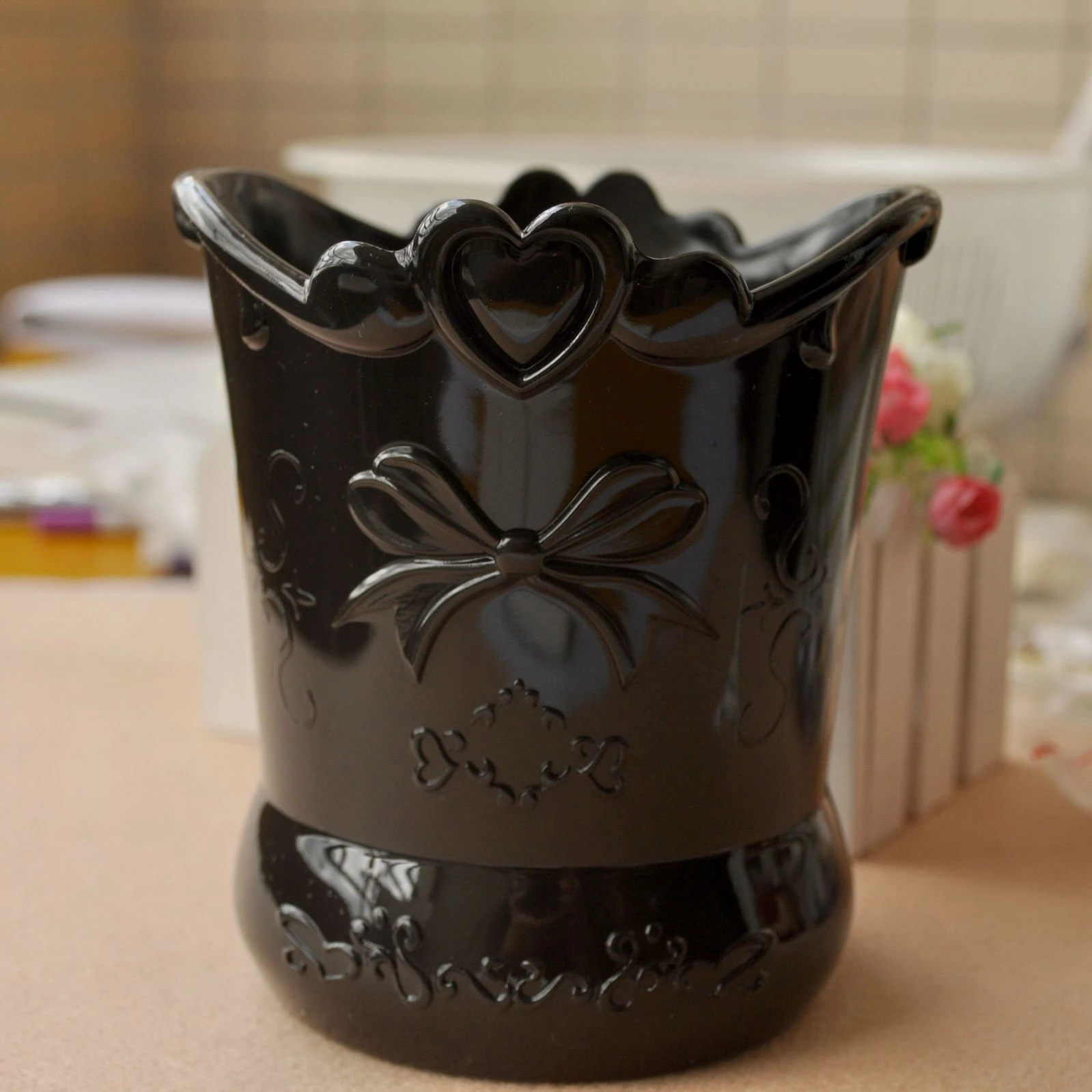 Black Bowknot Acrylic Lady Organizer Circle Tray Cosmetics Makeup Brush