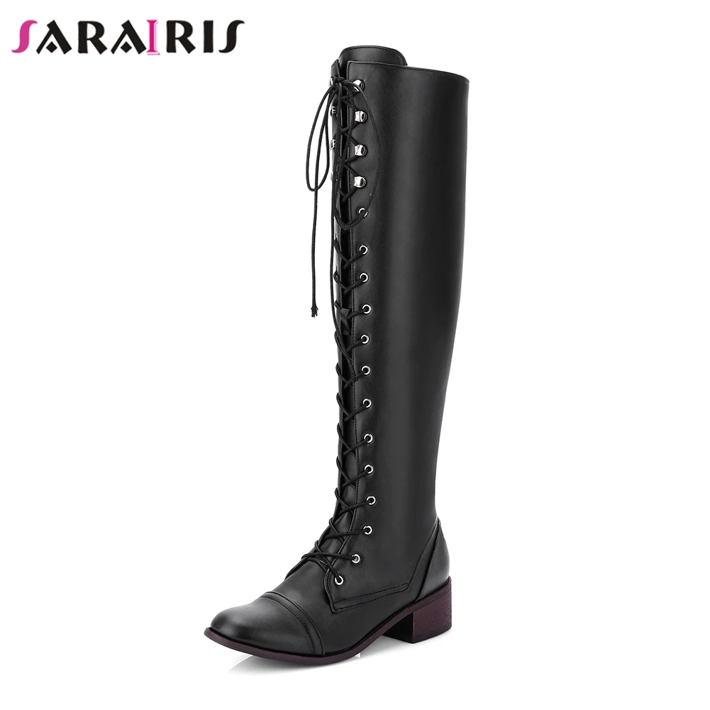 Goedkoop SARAIRIS 2018 Vierkante Med Hakken Ronde Neus Solid Zip Schoenen Vrouw Casual Herfst Knie Hoge Laarzen Zwart Big Size 33 43