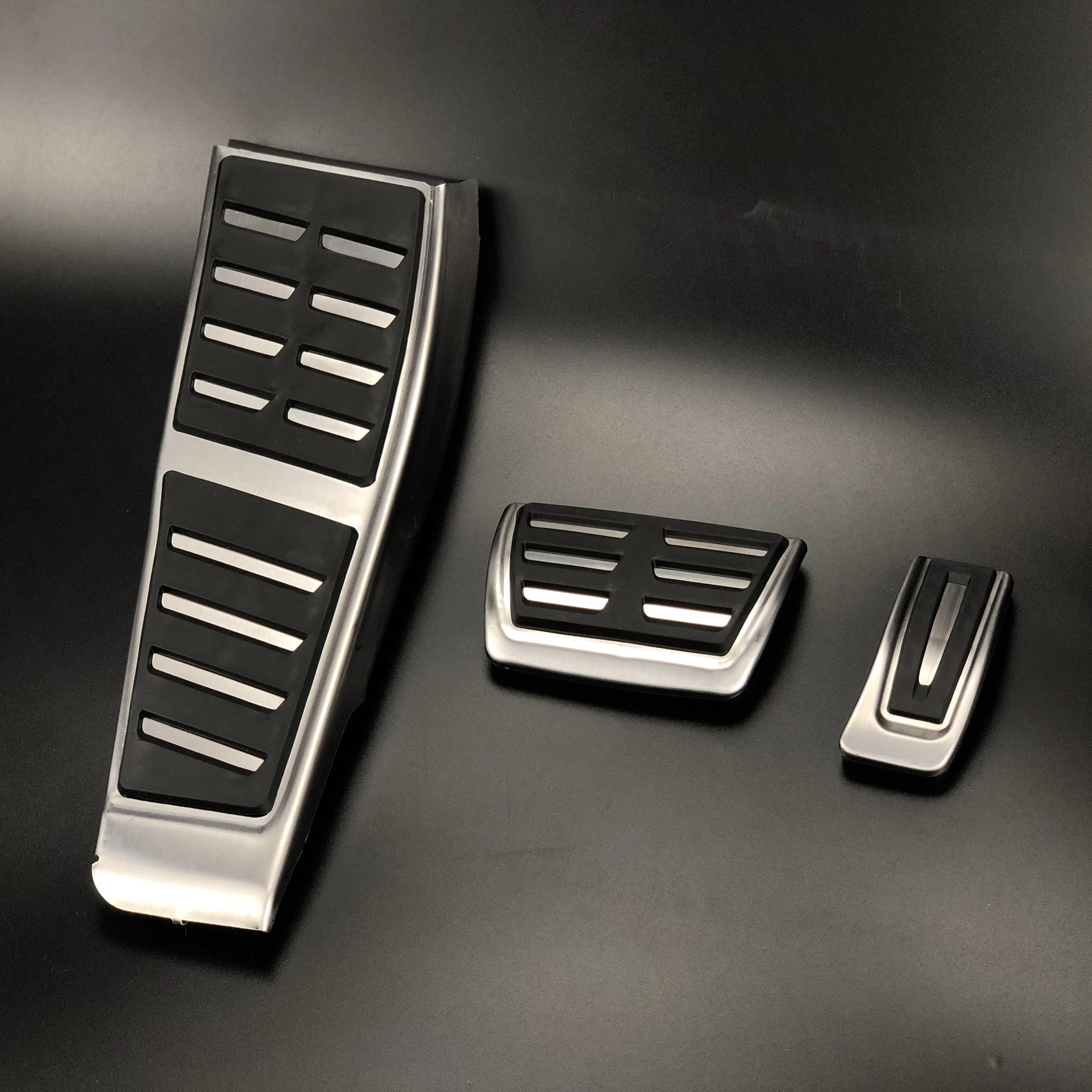 

Gas Fuel Brake Dead Footrest Foot Pedal Cover Cap Pad Trim AT For Audi A7 S7 RS7 4G8 2010-2016 A6 S6 RS6 C7 4G RHD