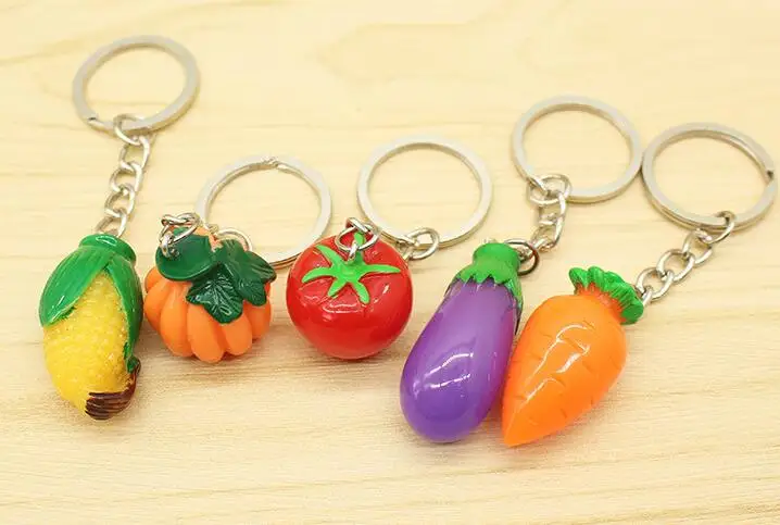

100pcs/lot resin vegetable keychain woman man casual vegetable key ring