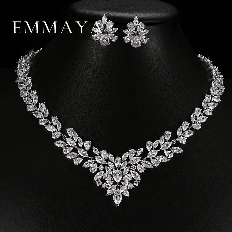 Beste Emmaya Nieuwe Top Wit Gouden Plaat Bloem Sieraden Set AAA Kubieke Zirkoon Hanger Oorbellen voor Vrouwen Bruiloft Sieraden Sets