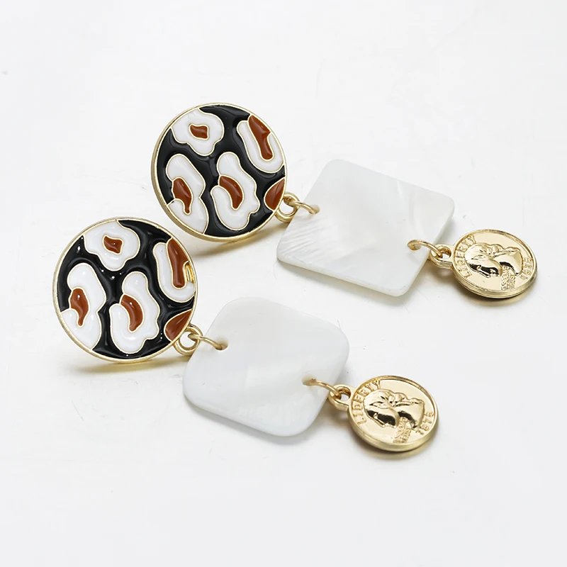 

AENSOA Trendy Shell Alloy Drop Earrings For Women Unique Statement Portrait Engraved Coin Geometric Earrings Fashion Jewelry