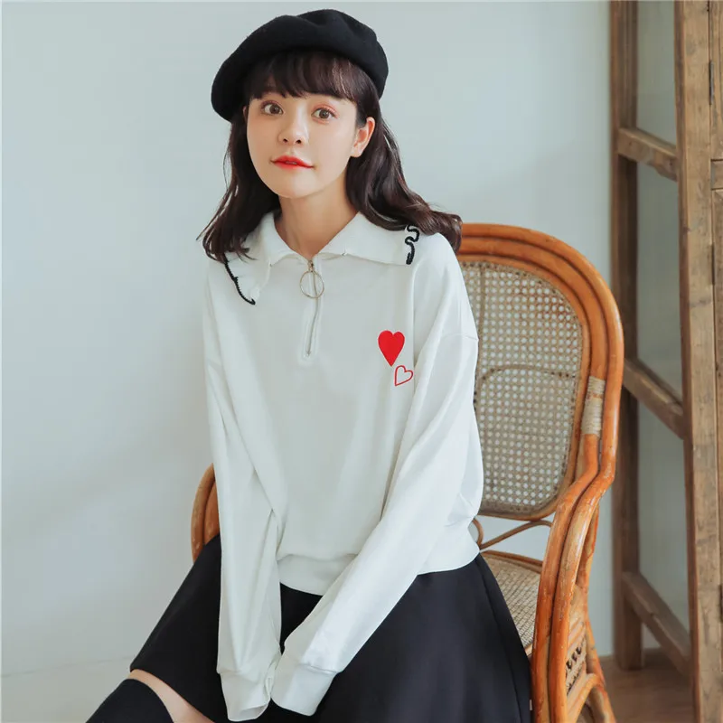 

2019 Autumn New Women Turn-down Collar Long Sleeve Hoodies Preppy Style Cute Heart-shape Embroidery Sweatshirts