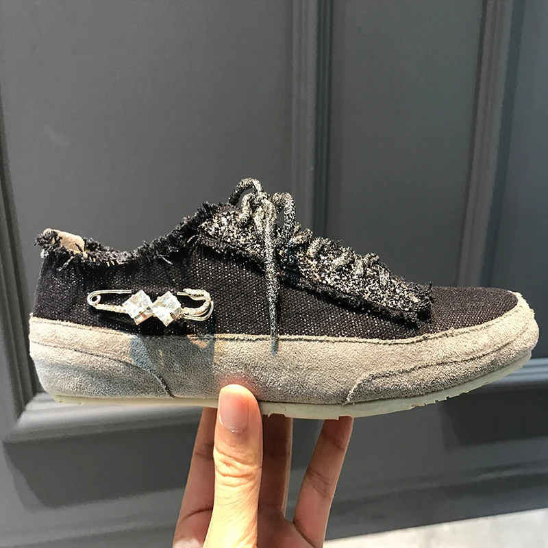 بالأسى رياضية الطازجة قماش الفاخرة المصممين عارضة النساء أحذية تزلج الأزياء 2019 الصيف المنخفضة قطع الشقق منصة