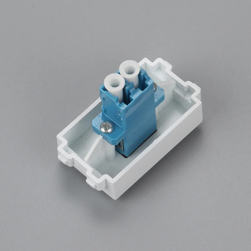 Fiber Optic Coupler slot pic 3