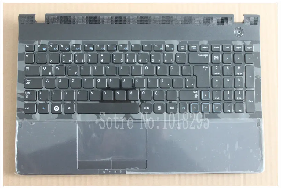 

New For samsung NP300E5A NP305E5C NP300e5x NP305E5A 300E5A 300E5C 300E5Z Turkey TR laptop keyboard with case Palmrest Touchpad