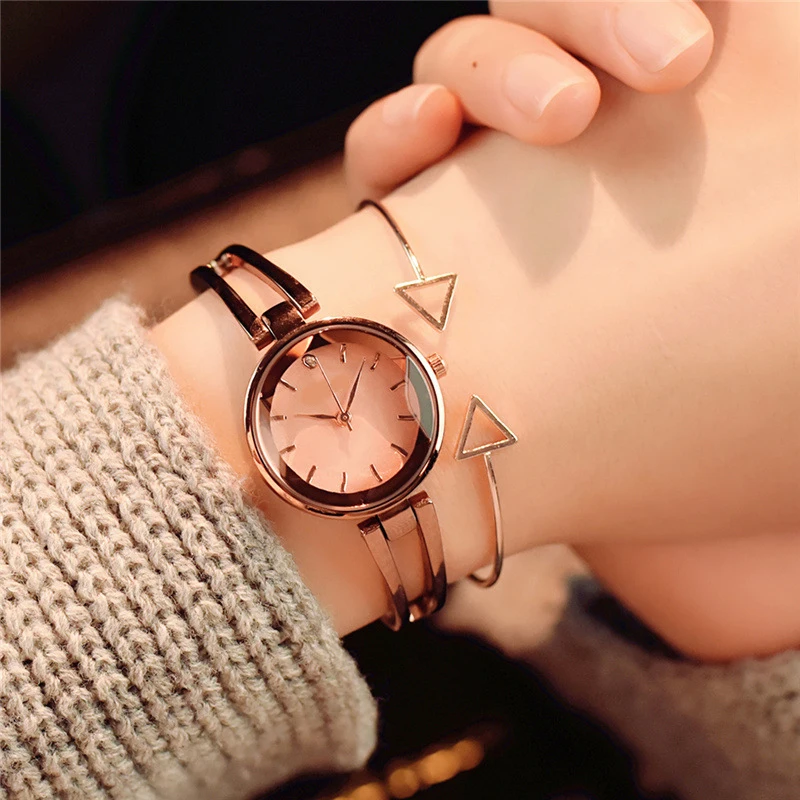 

Watch girl heart female student Korean version of the simple trend ulzzang rhinestone bracelet type three-piece suit set mini