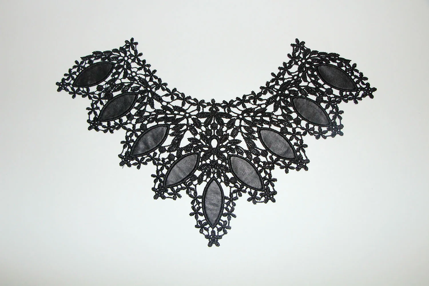 

The latest DIY embroidery garment accessories polyester light water-soluble paste PU leather embroidery collar black spot