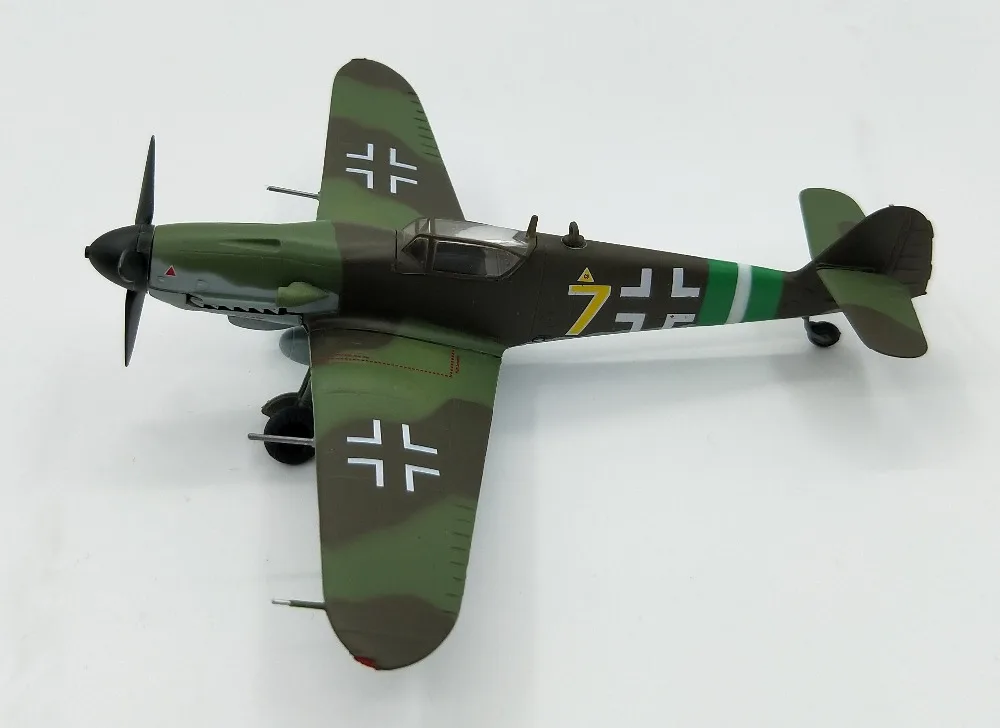 1: 72 немецкая BF109G-10 модель боец труба рука 37203 Коллекционная |