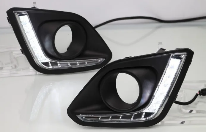 Driver Side TO-Yaris 2006 to 2011Silver Wing//Door Mirror Glass RH