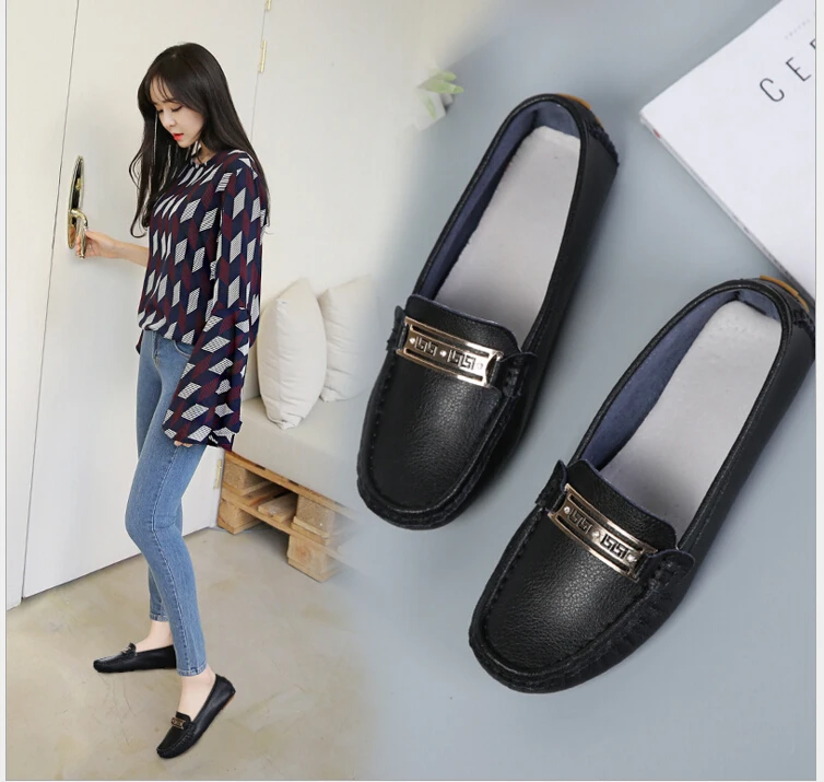 

Women 100% Genuine Leather flat shoes  Woman Loafers soft bottom Driving Shoes
