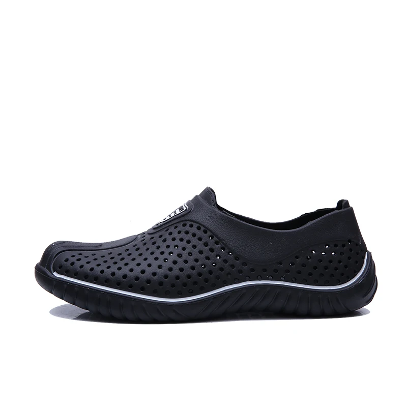 Hole Shoes Men Shoes Male Sandals Crocse Summer Shoes Sandalias Hombre Slippers Sandalet Clogs Sandles New 2019 Croc Mens Shoes