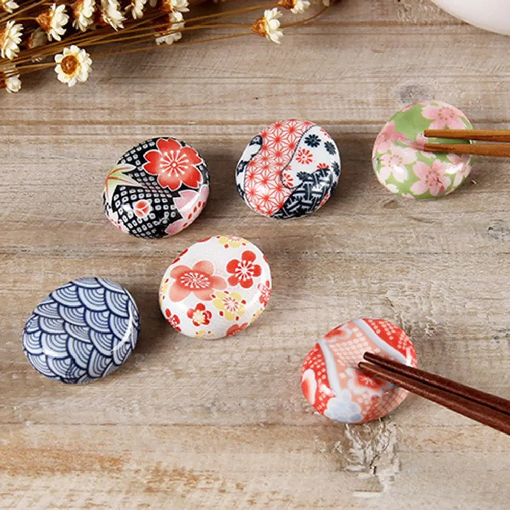 

Visual Touch Cute Japanese Ceramic Decorative Chopsticks Holder Rack Spoon Fork Rest Kitchen Tools Tableware Decoration 6 Styles