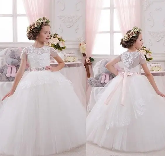 

New Fluffy Tulle Lace White Flower Girl Dress for Wedding Short Sleeve Ball Gown 2018 First Communion Gown Any Size