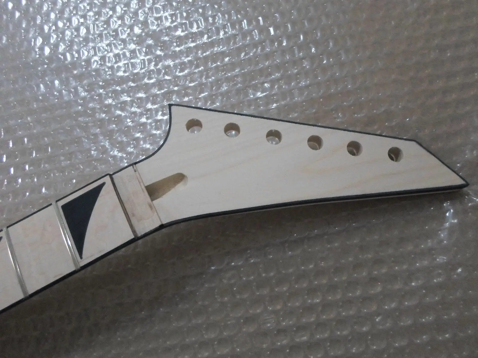 Guitar Neck maple 24 Fret for Jackson style maple fingerboard