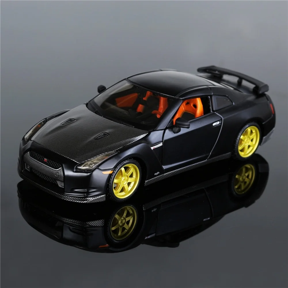 1:24 Metal Nissan GTR 4-Wheel Diecast Car Series Birthday Gift For Kids Free Shipping |