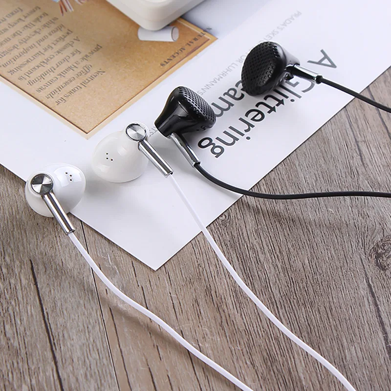 

2019 Cute Carton dog 3.5mm in-ear Stereo Earbuds Earphones with mic Earphone Case for Kids Girls Kid MP3 4 colors
