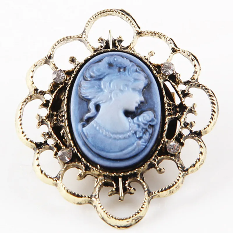 

2018 New! Vintage Cameo Victoria Girl Brooch for Women Girls Fashion Rose Rhinestone Brooches Wedding Party Scarf Costume Pin