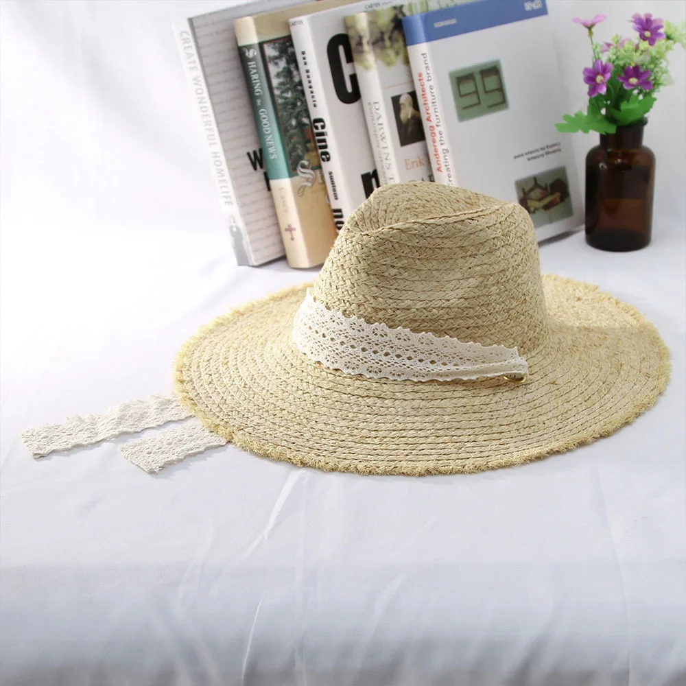 FS أنيقة النساء دلو قبعات من القش مع أسود أبيض منقوشة الشريط الصيف كاب أزياء السيدات واسعة حافة خمر فيدورا بنما قبعة