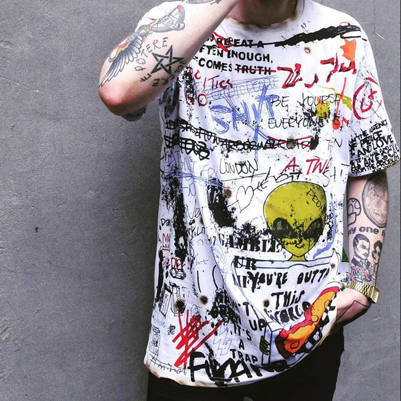 

2019 Brand Summer Male loose couple tee Hip hop Graffiti spring T-shirt man hand painted cold sleeve short lover T-shirt Men