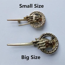 Mão do rei broche canção de gelo e fogo dedo punho sinal pino de energia do vintage punk moda filme jóias homens mulheres atacado