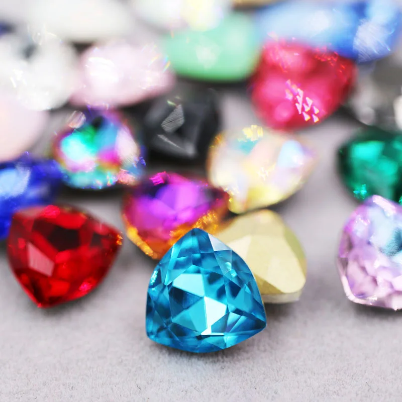 Nieuwe collectie pointback lijm op rhinestones hoge kwaliteit glas crysyal Vet driehoek vorm steentjes diy kleding Accessoires|Bergkristallen| - AliExpress
