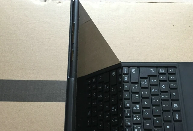 Официальный кожаный чехол-подставка для беспроводной клавиатуры Nokia Lumia 2520 power Keyboard 10," Tablet