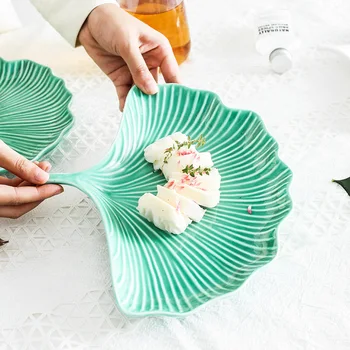 

Creative Leaf Ceramic Plate Dish Porcelain Candy Snack Trinket Dish Jewelry Fruit Serving Tray Plate Storage Plate Tableware