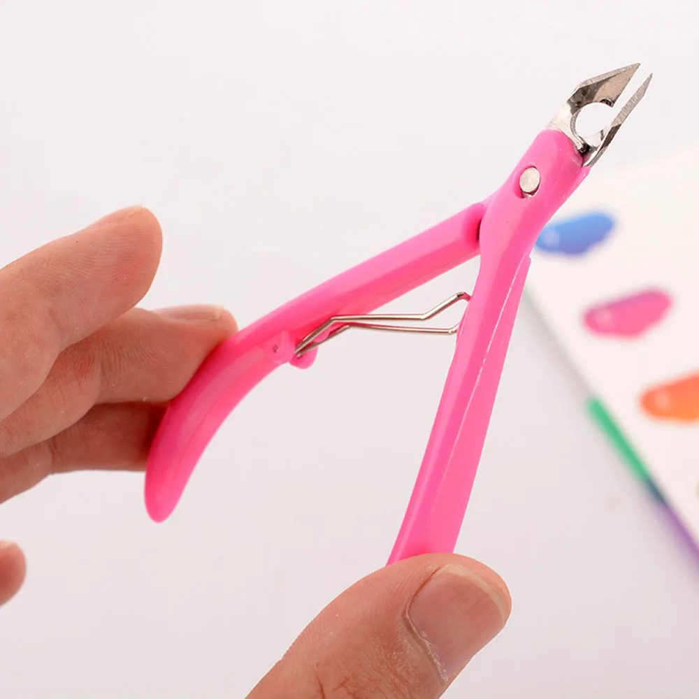 

Plastic handle peeling shears Women Nail Art Nipper Stainless Steel Cuticle Clipper Manicure Plier Cutter Tool Random Color