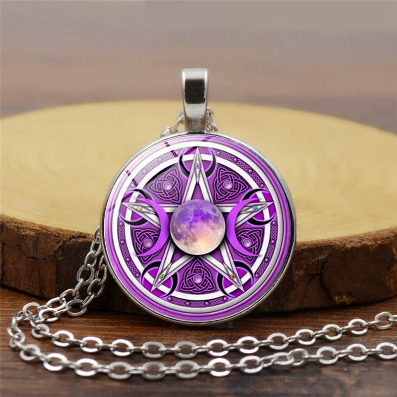 талисманы виккан. магические амулет. магический талисман пентаграмма. амулет артефакт талисман. волшебные обереги.