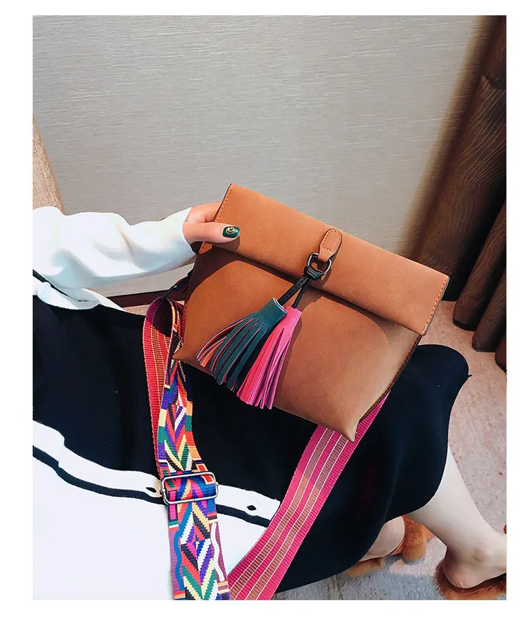 5004846573_2051307013