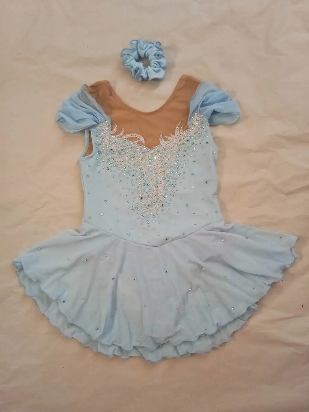 

crystal custom figure skating dress woman kids girl adult figure skating dress Long sleeve ice skating dress woman kids girl 04