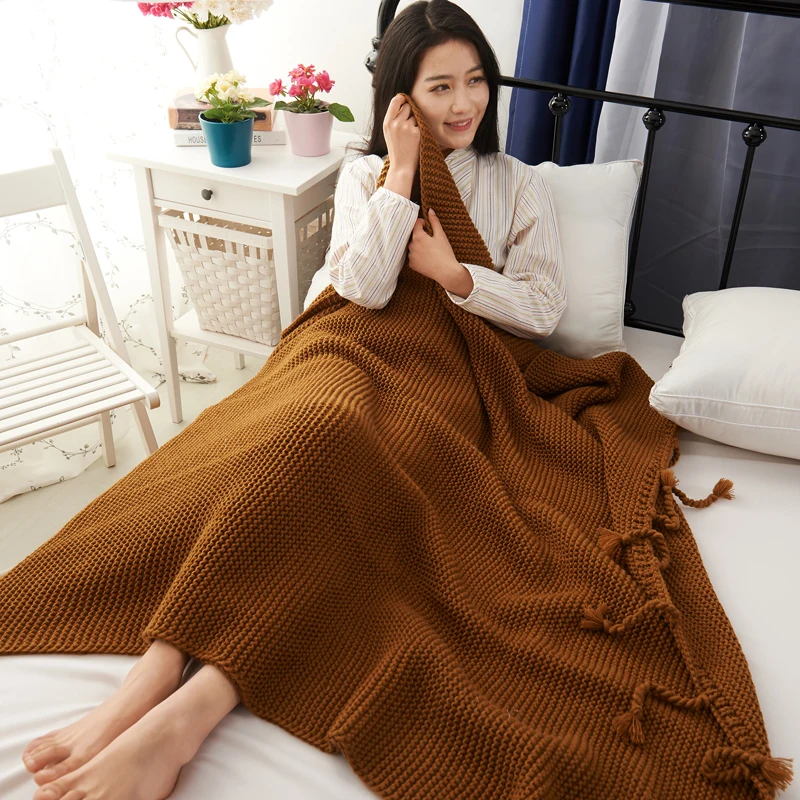 Double size useful blanket for all season 125*170cm acrylic comforter ,wearable blanket