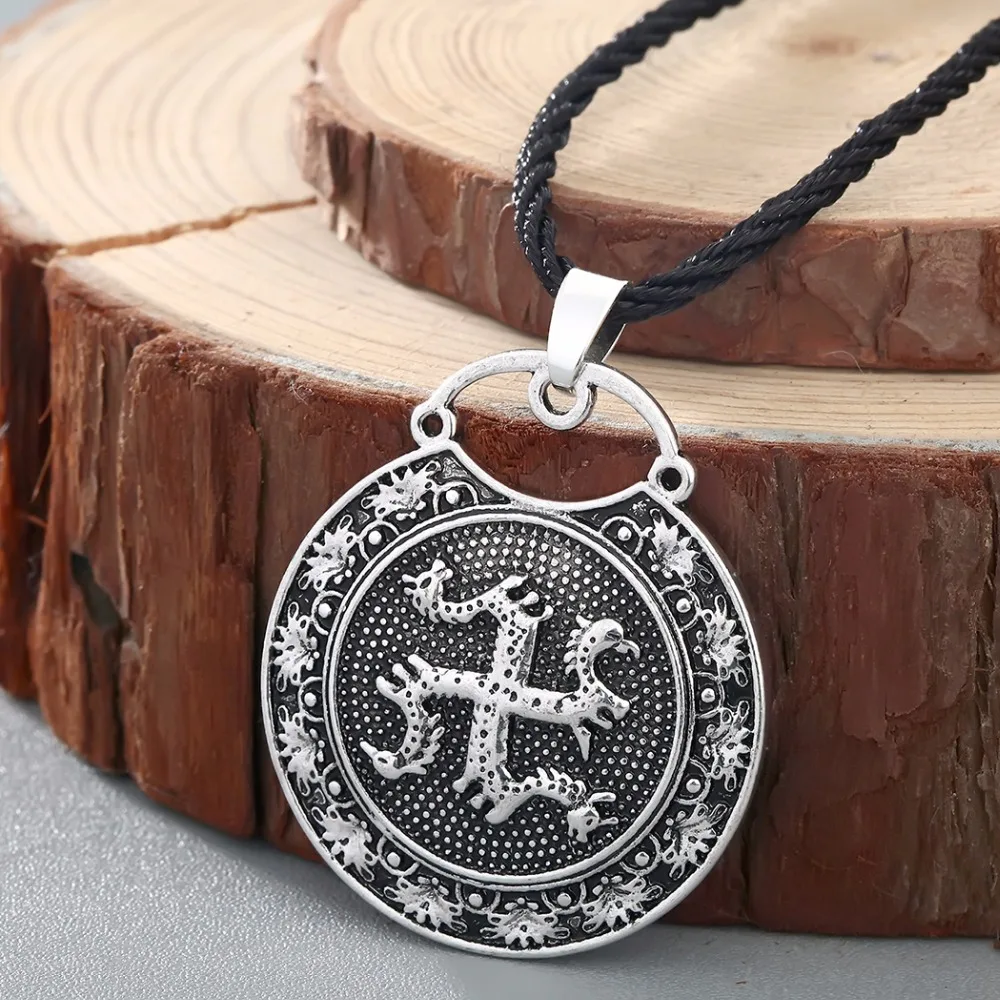 CHENGXUN Viking Perun Axe Gothic Retro Pendant Mens Necklace Slavic Axe Amulet Nordic Talisman Jewelry Boys Gift