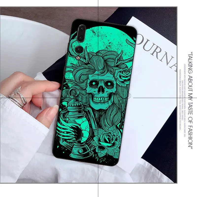 Retro Style Flower Skull Crow