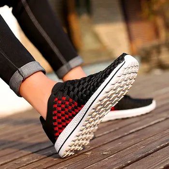 

New Summers Men Shoes Men Sneakers Flat Male Casual Shoes Comfortable Men Footwear Breathable Mesh Running Sport Hombre