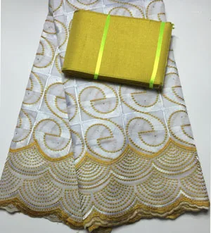 Высокого качества африканская швейцарская вуаль кружева соответствия Асо Оке headtie/ткань для торжественное платье Кружева eax014 желтый